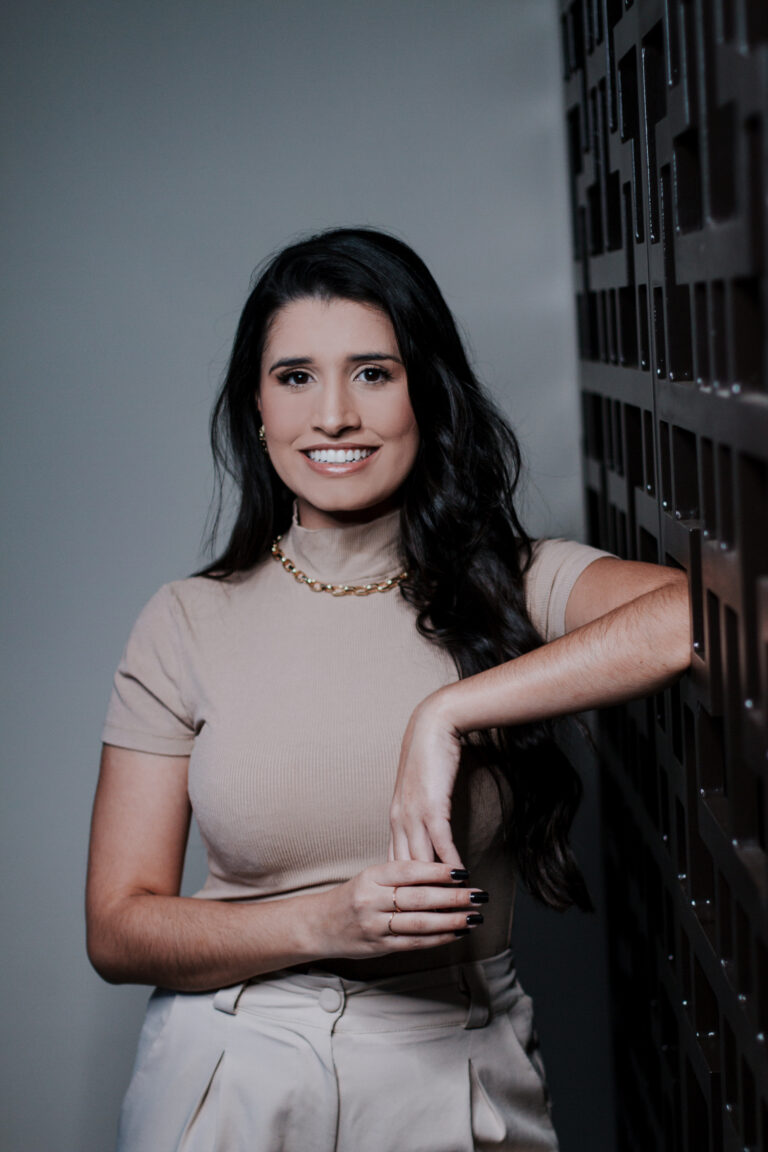 Nycolly Messias, advogada especialista em Direito Digital